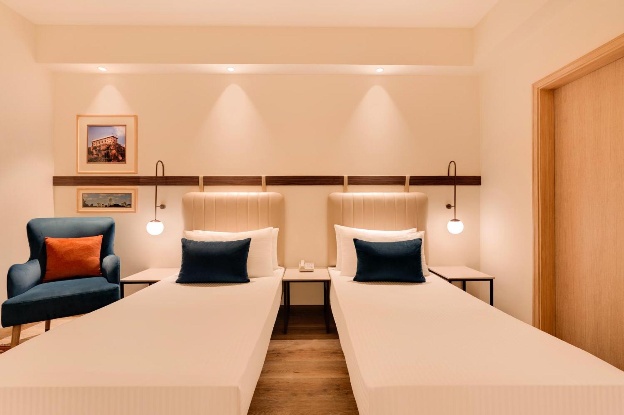 Lemon Tree Hotel, Gachibowli, Hyderabad