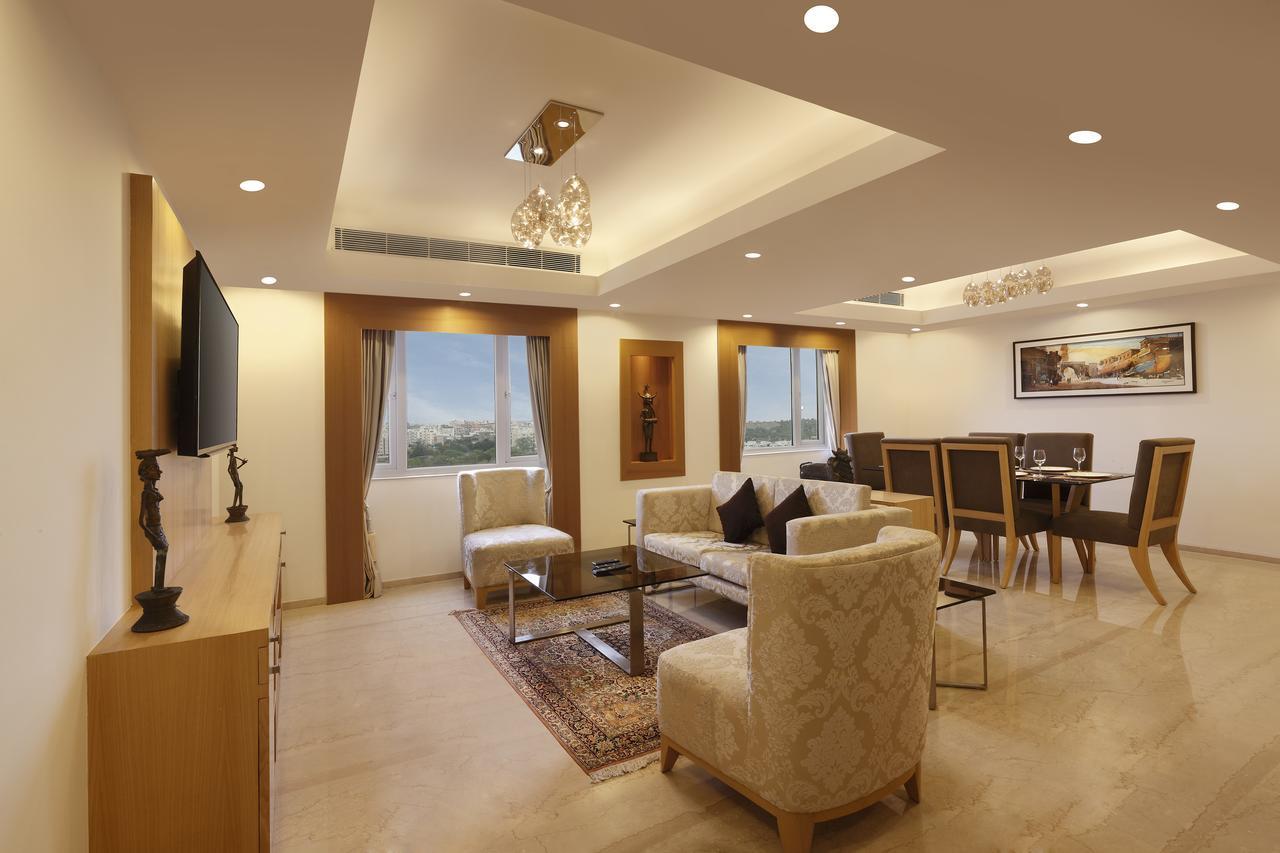 Hotel Lemon Tree Hotel, Gachibowli, Hyderabad
