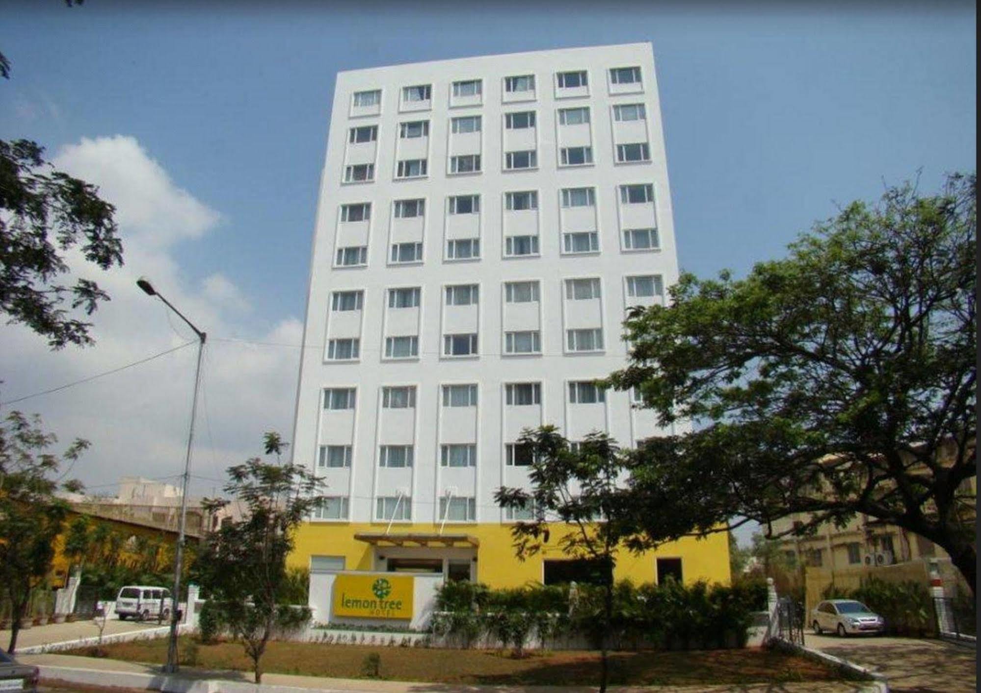 Lemon Tree Hotel, Gachibowli,